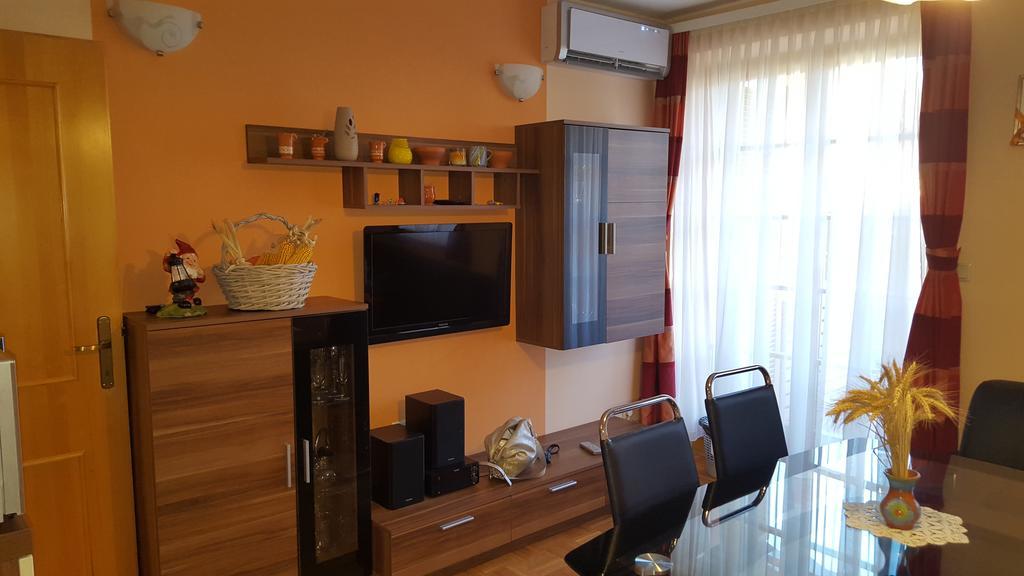 Soncnica Apartment مورفسكه تيبليتسه المظهر الخارجي الصورة